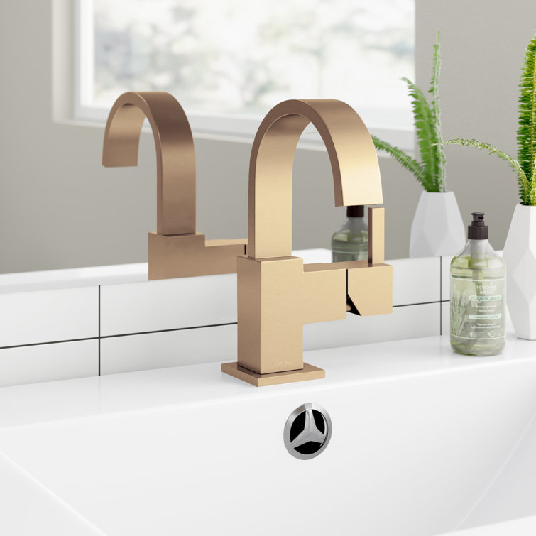 Delta Vero Single Hole Bathroom Faucet With Single Handle Rispa